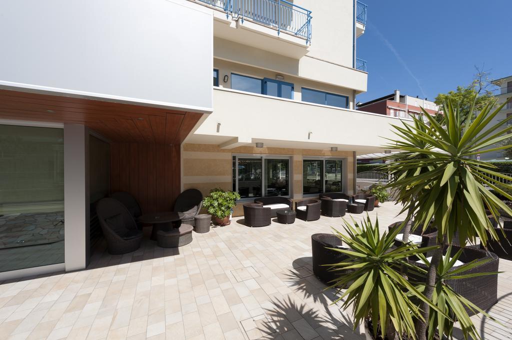 Hotel Miami Lido di Jesolo Buitenkant foto