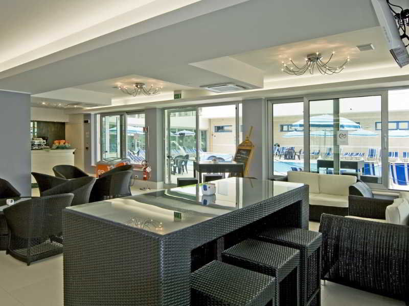 Hotel Miami Lido di Jesolo Buitenkant foto