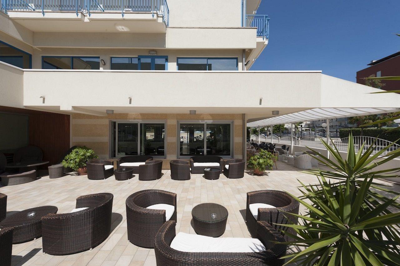 Hotel Miami Lido di Jesolo Buitenkant foto